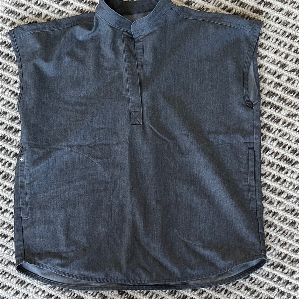 Figs grey scrub top